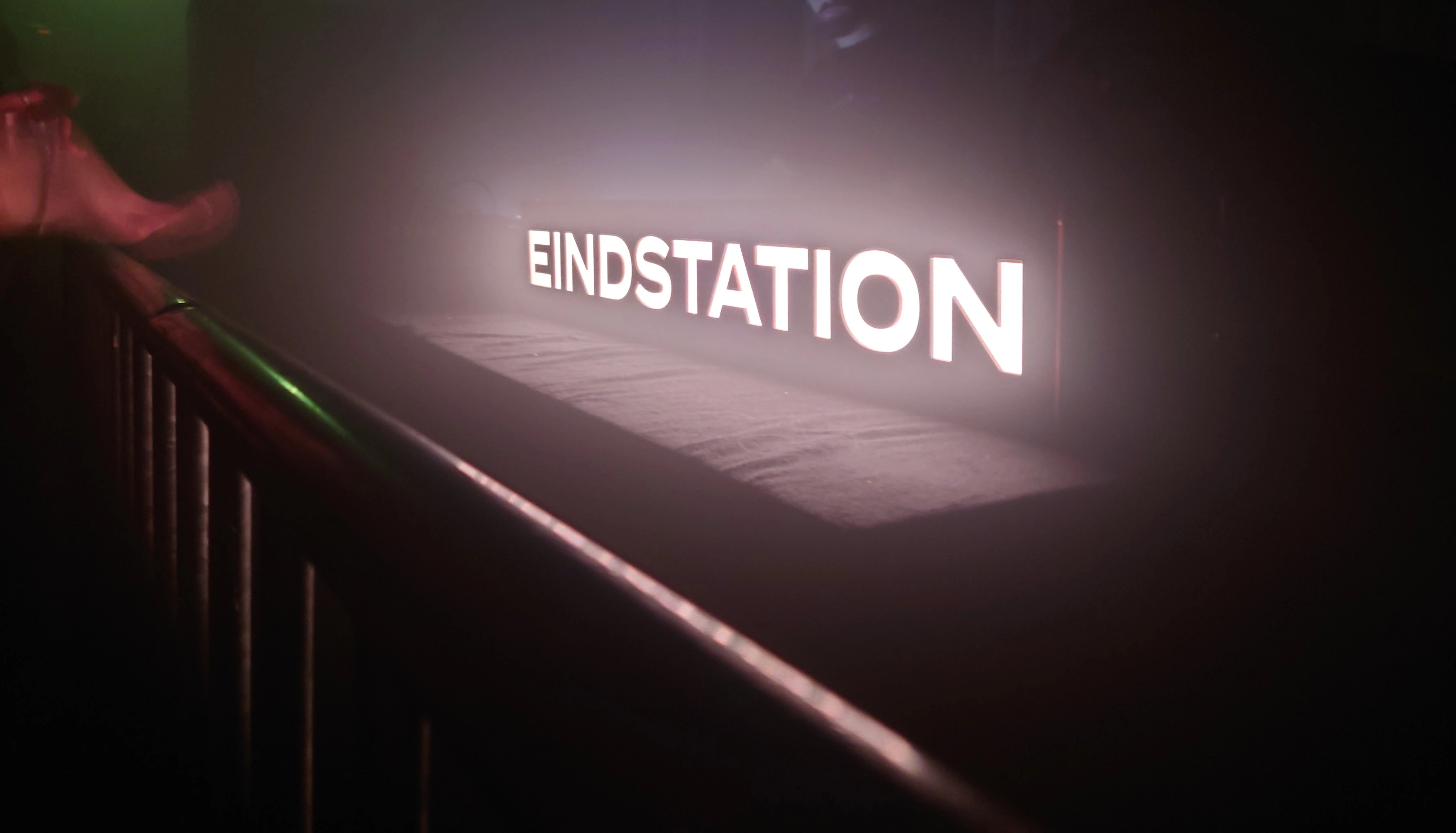 Eindstation lamp bij Kabul Agogo in Utrecht